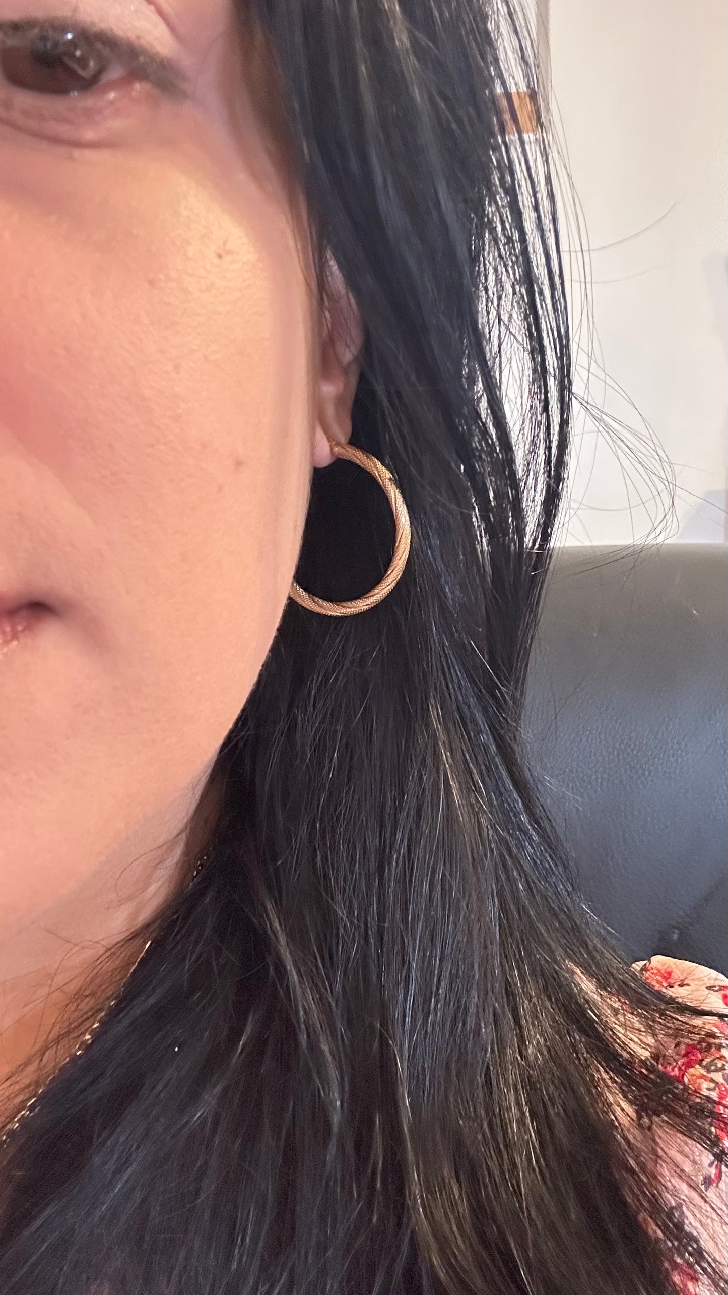 10k Gold Hoop Earrings Classic Design for Everyday Wear Elegant Timeless Jewelry Gift for Holidays