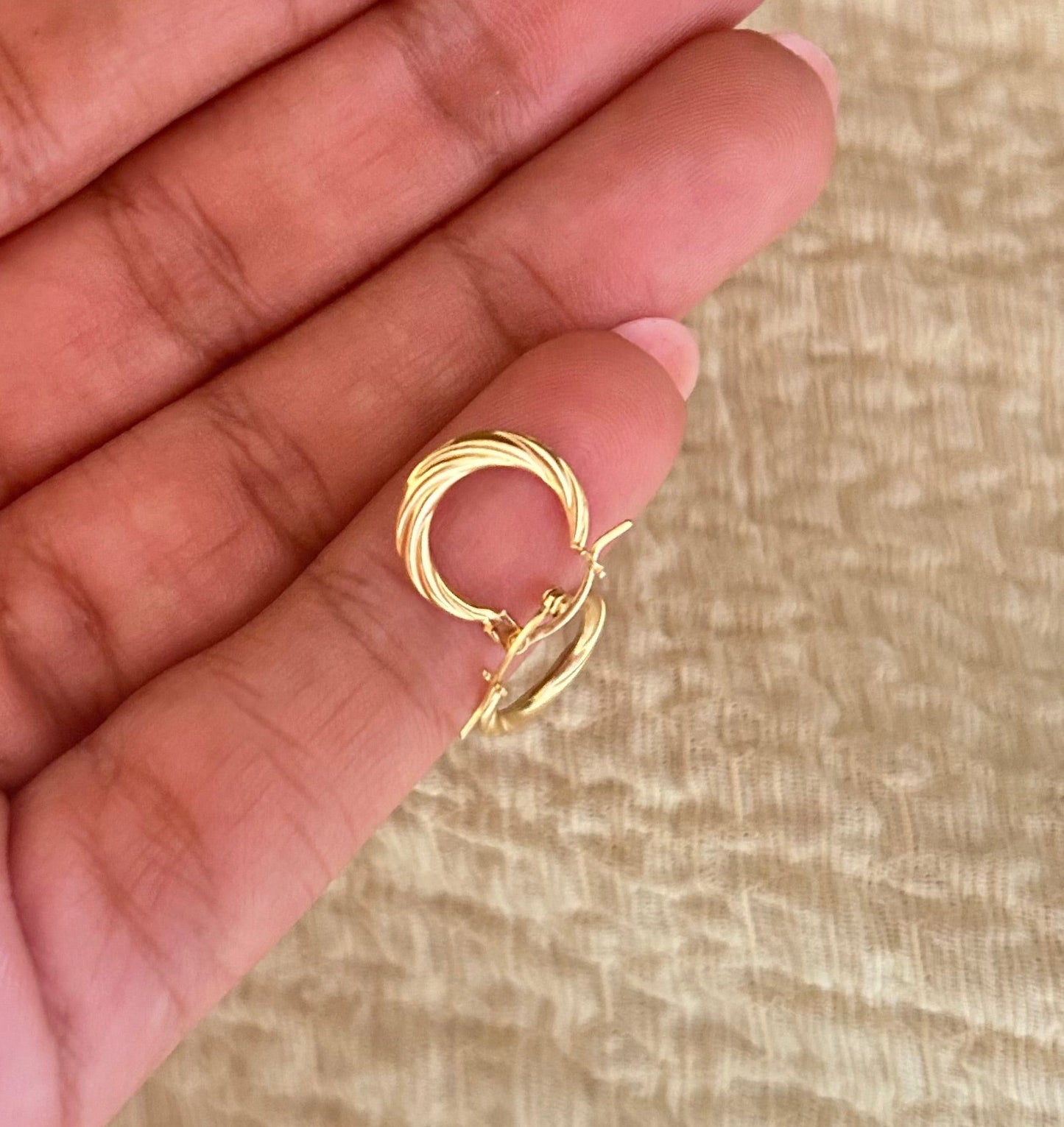 10k Yellow Gold Hoop Earrings