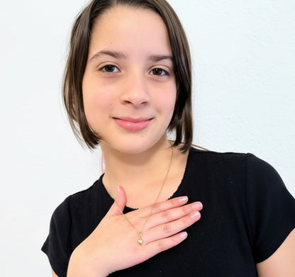 10k Gold 2mm Flat Curb Chain + charm 18"